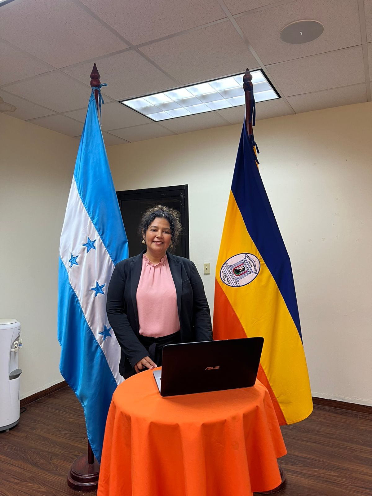 Defensa de tesis, Competencias de los docentes para implementación de estrategias de inclusión educativa del tercer grado de prebásica, en niños con necesidades educativas especiales (NEE).